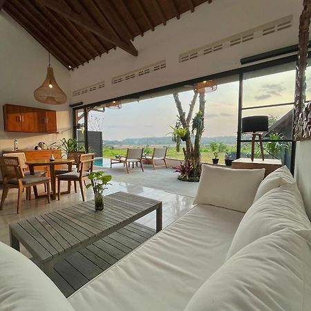 Boutique Villa Jogja Senang Putjung Εξωτερικό φωτογραφία