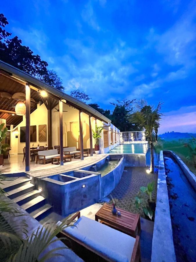 Boutique Villa Jogja Senang Putjung Εξωτερικό φωτογραφία